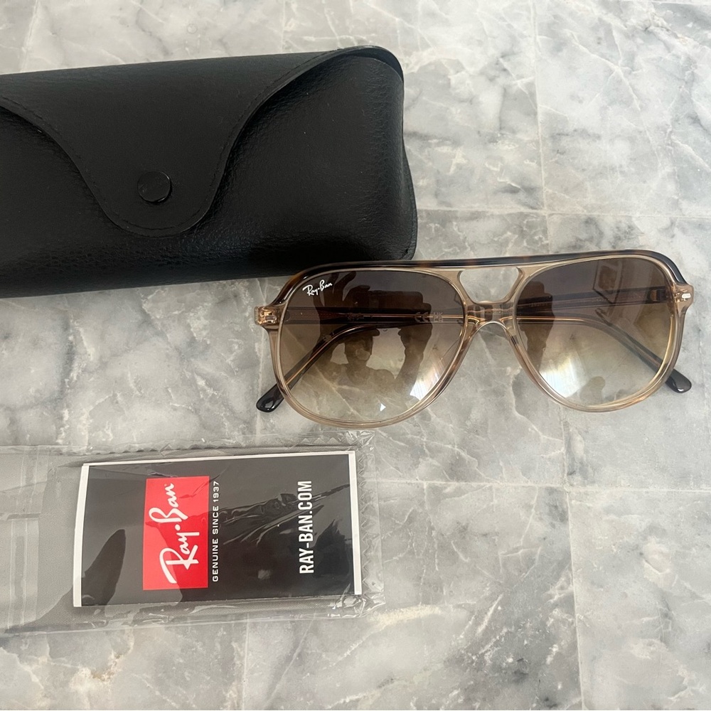 Ray-Ban Tan Aviator Sunglasses